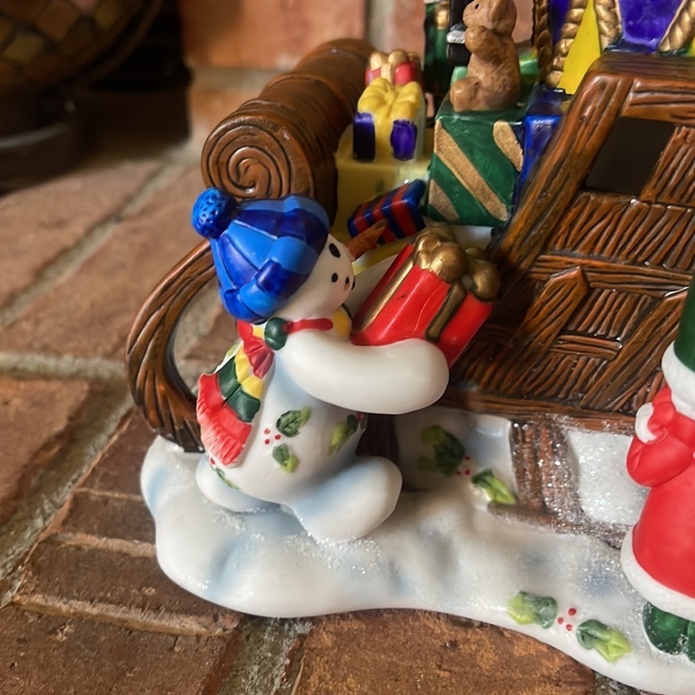 PartyLite Holiday Sleigh Aroma Melts Warmer - Picture 4 of 9